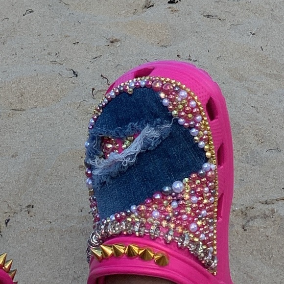 Customize bling crocs - Picture 2 of 4